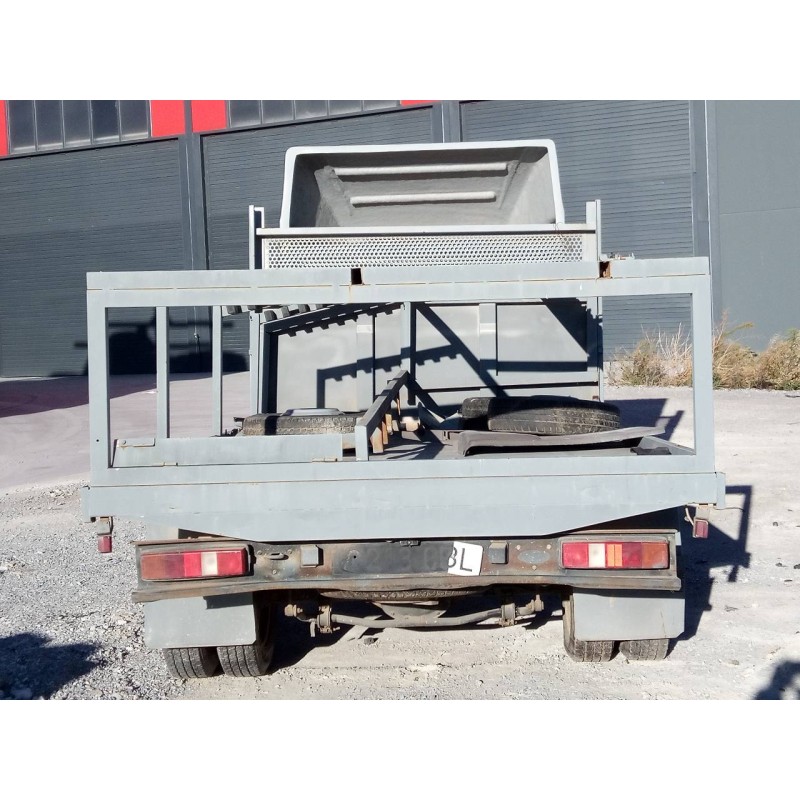 ford transit mod.2000 caja abierta del año 2002