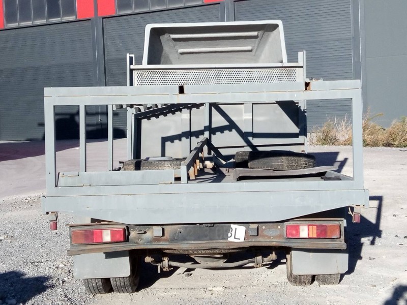 ford transit mod.2000 caja abierta del año 2002