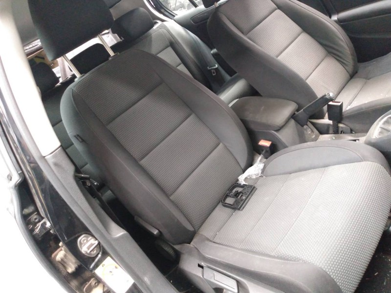 volkswagen golf vi (5k1) del año 2012