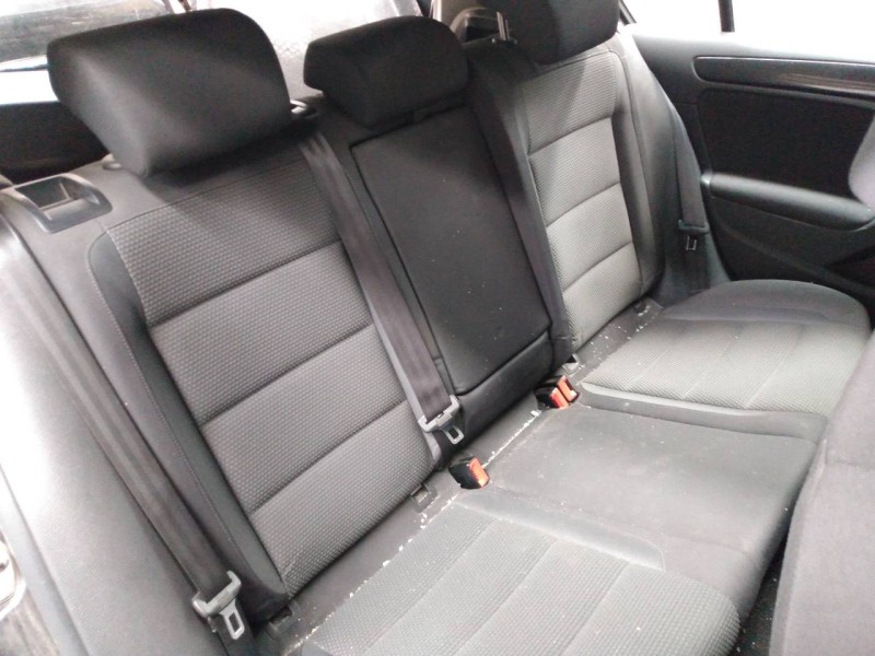 volkswagen golf vi (5k1) del año 2012