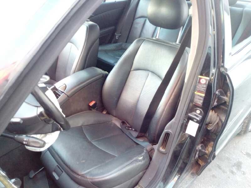 mercedes-benz clase e (w211) berlina del año 2005