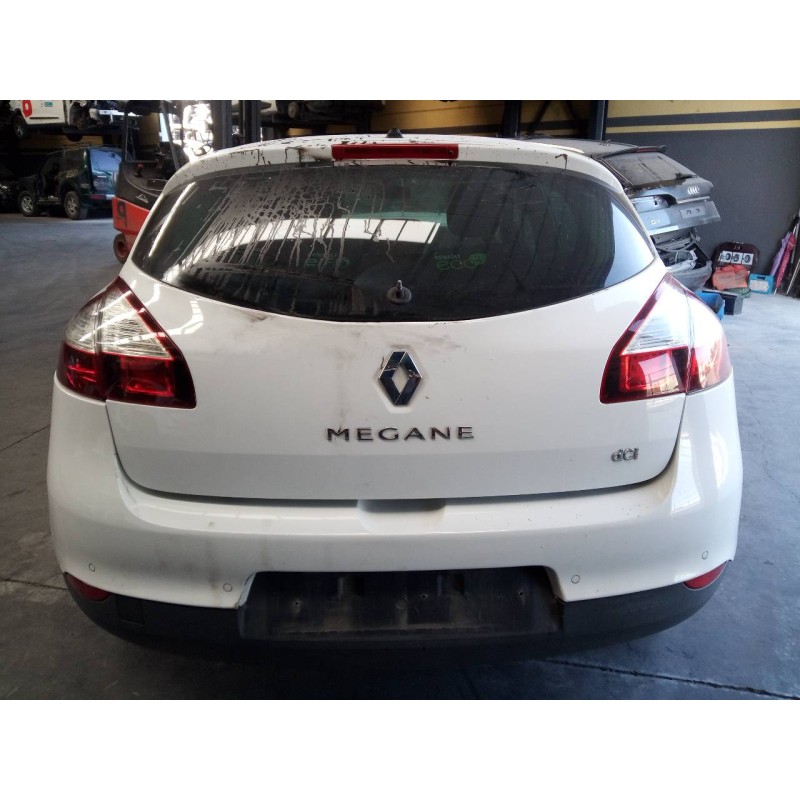 renault megane iii berlina 5 p del año 2015