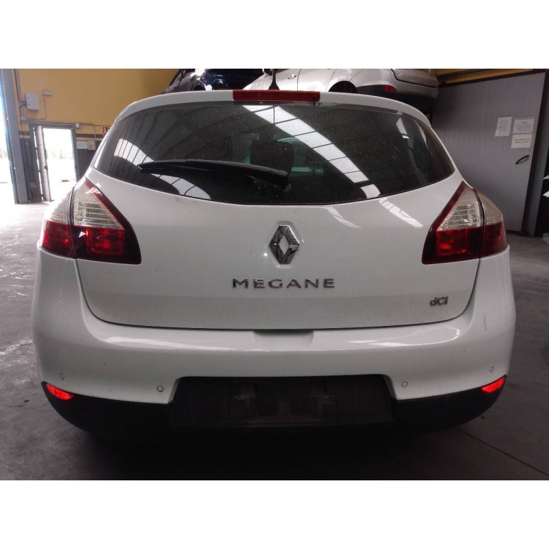 renault megane iii berlina 5 p del año 2015