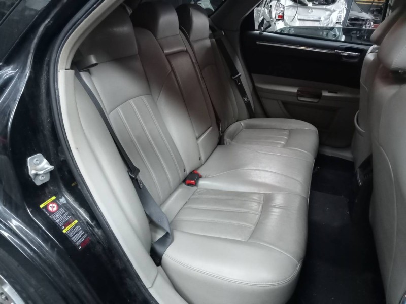 chrysler 300 c touring del año 2007