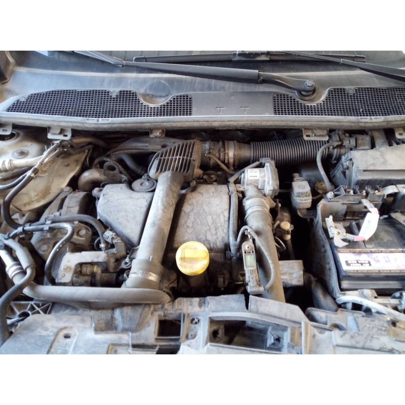 renault megane iii berlina 5 p del año 2015