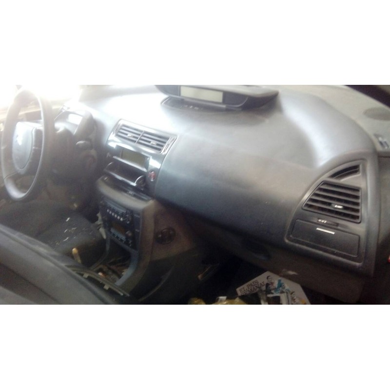 citroën c4 berlina del año 2006