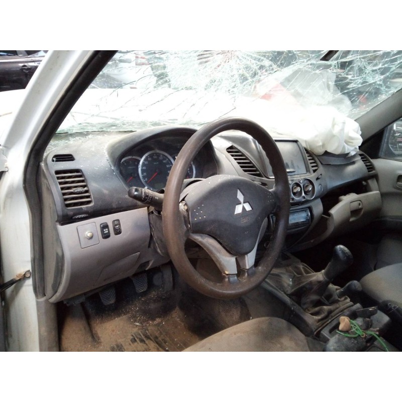 mitsubishi l 200 (ka0/kb0) del año 2012