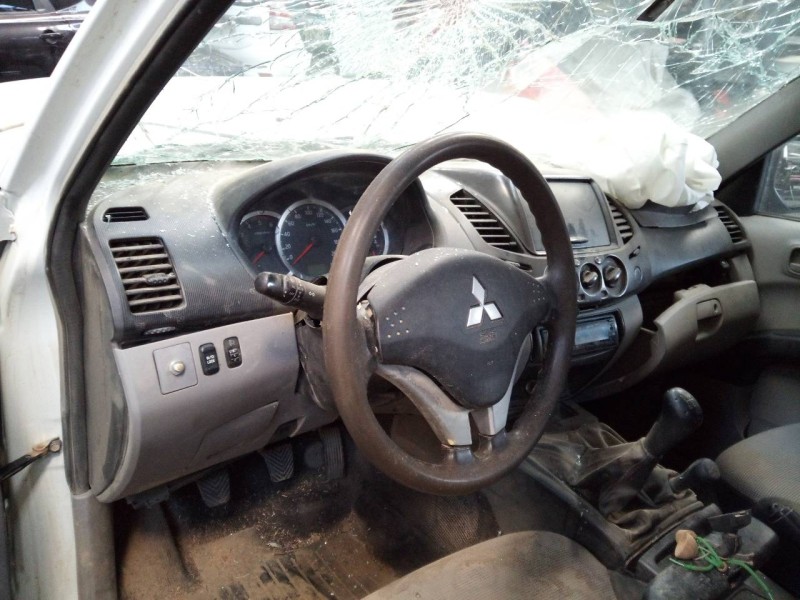 mitsubishi l 200 (ka0/kb0) del año 2012