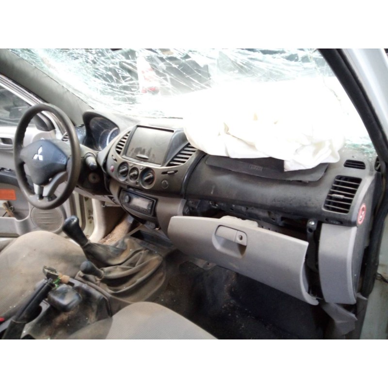 mitsubishi l 200 (ka0/kb0) del año 2012