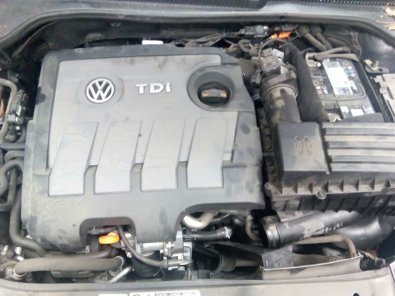 volkswagen golf vi (5k1) del año 2012