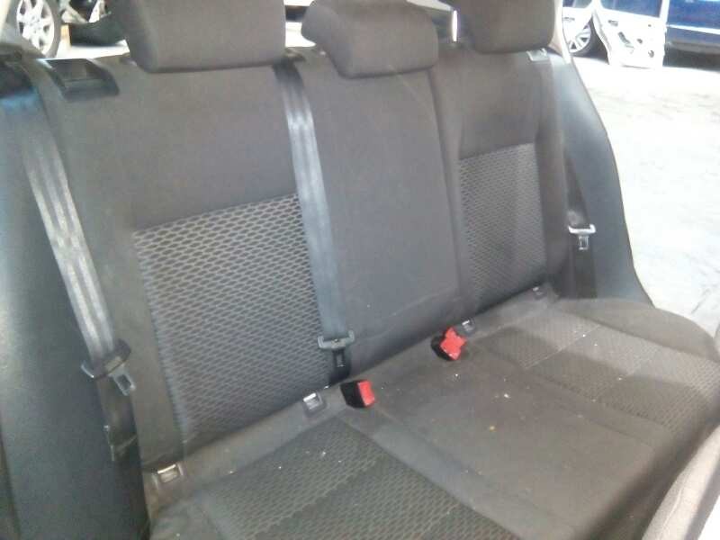 volkswagen golf vi (5k1) del año 2012