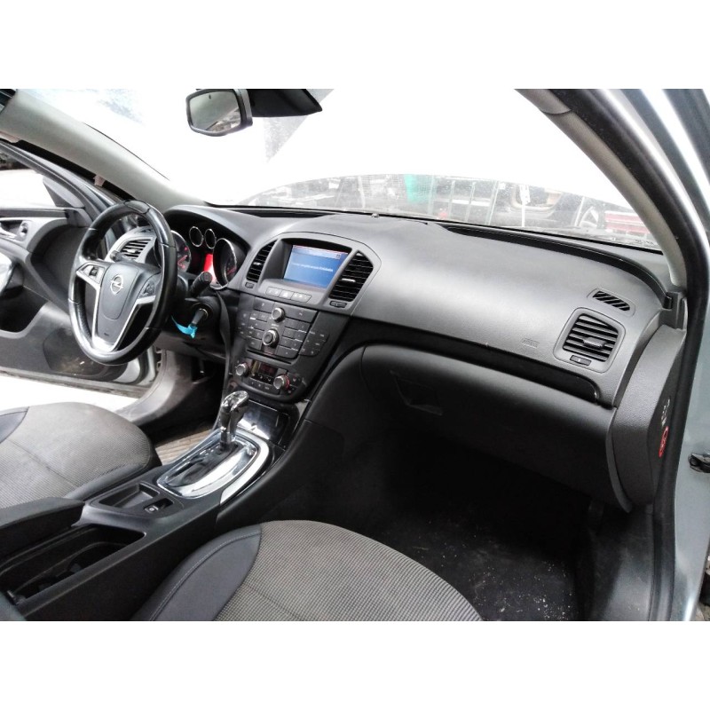 opel insignia berlina del año 2013