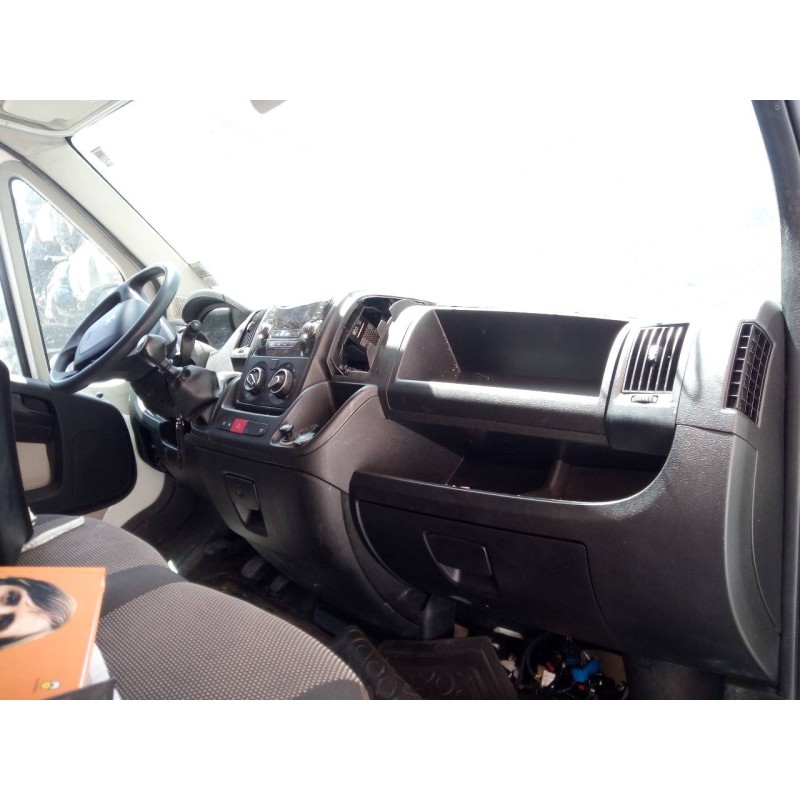 peugeot boxer furgón gran volumen del año 2018