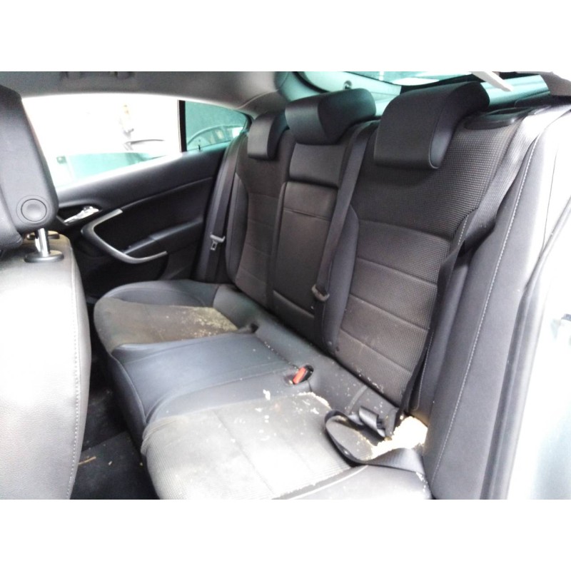 opel insignia berlina del año 2013