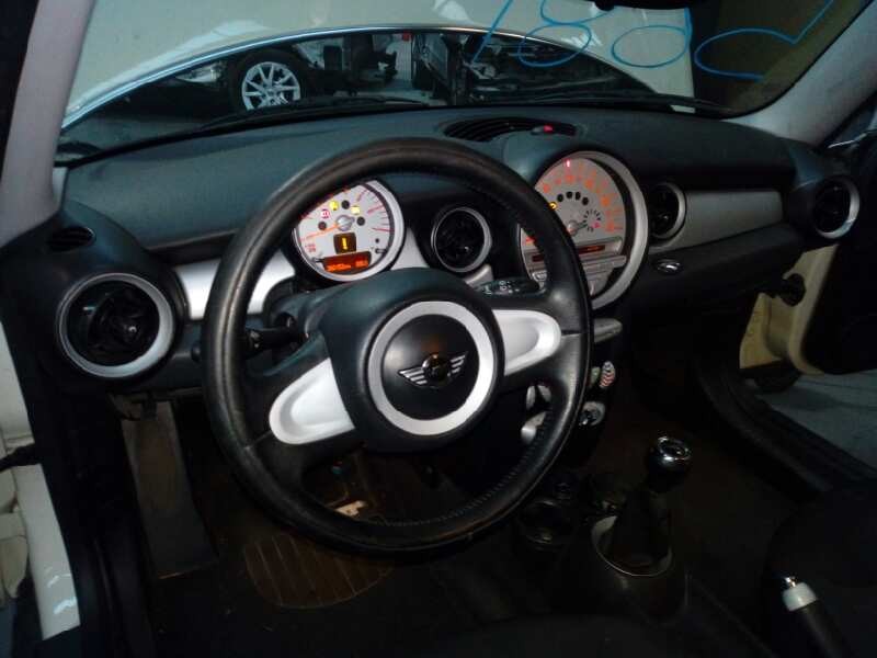 bmw mini (r56) del año 2007