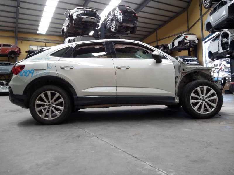 audi q3 sportback (f3n) del año 2022