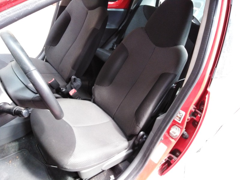 toyota aygo (kgb/wnb) del año 2010