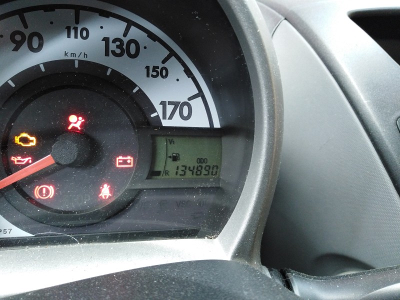 toyota aygo (kgb/wnb) del año 2010