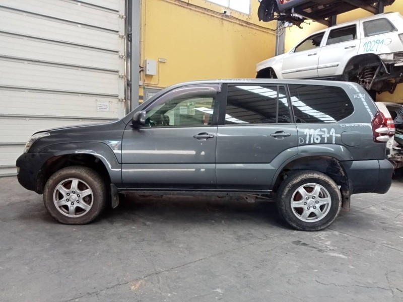 toyota land cruiser (j12) del año 2006