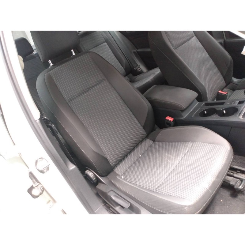 volkswagen passat lim. (3g2) del año 2015