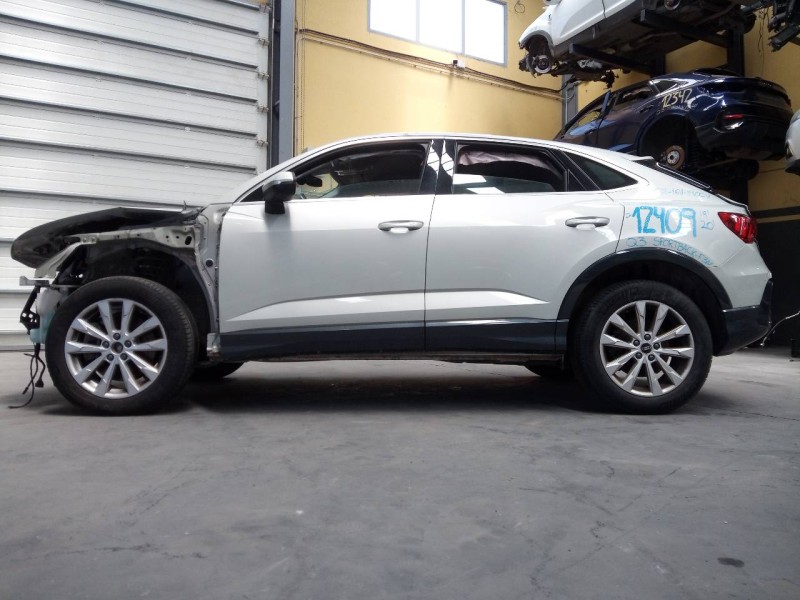 audi q3 sportback (f3n) del año 2022