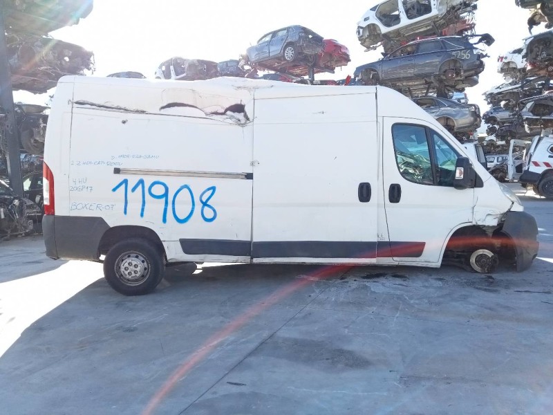 peugeot boxer caja cerr. techo elevado (bat.4035)(333/335)(2007 =>) del año 2011