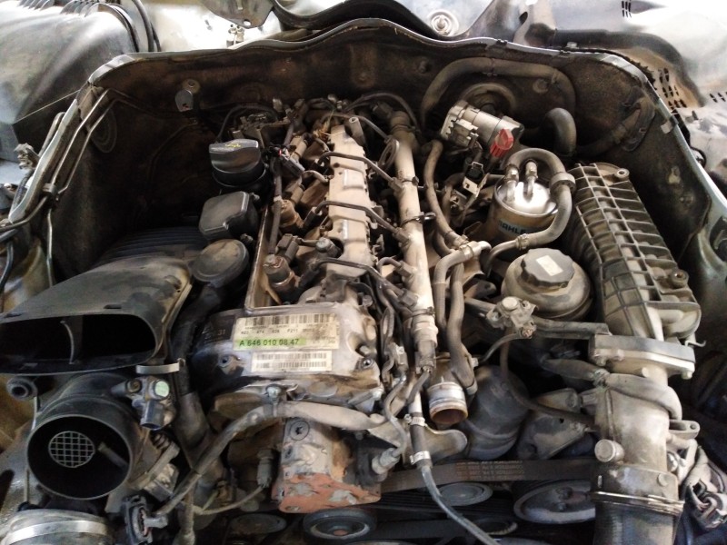 mercedes-benz clase e (w211) berlina del año 2005