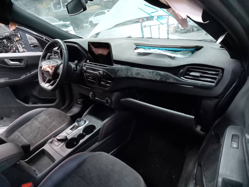 ford kuga del año 2023