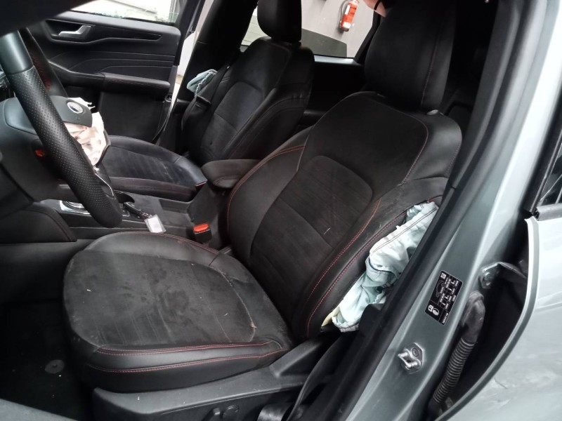 ford kuga del año 2023