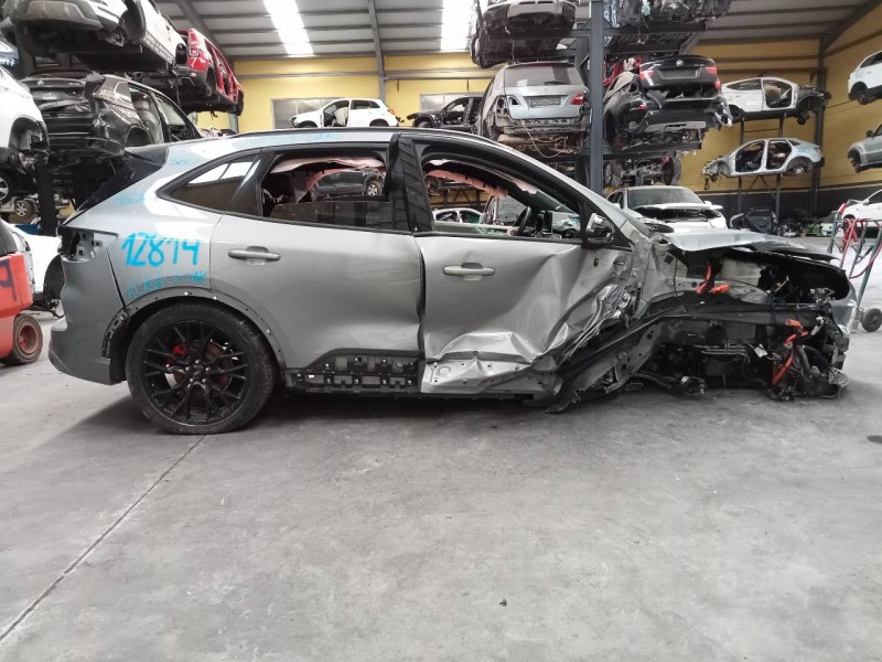 ford kuga del año 2023