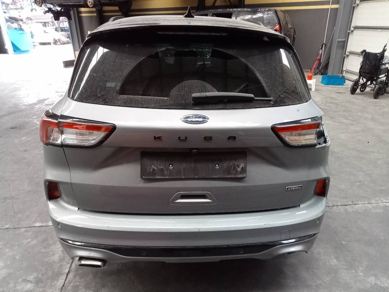 ford kuga del año 2023