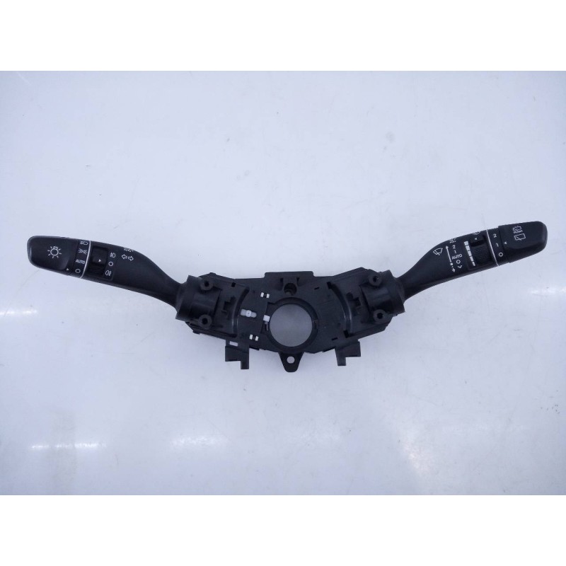 Recambio de mando intermitentes para hyundai tucson style 2wd referencia OEM IAM 93404D7962  