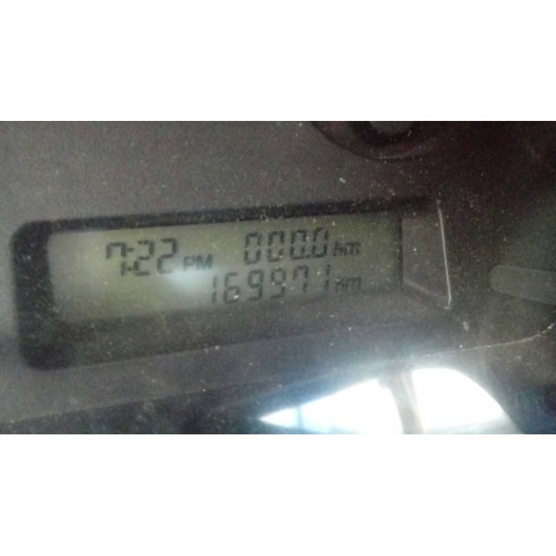 nissan almera (n16/e) del año 2001