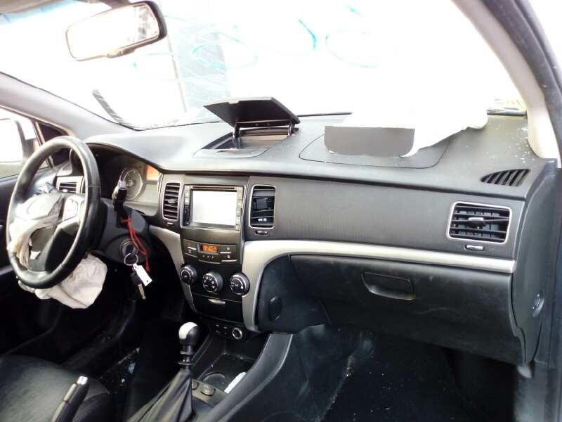 ssangyong korando del año 2011