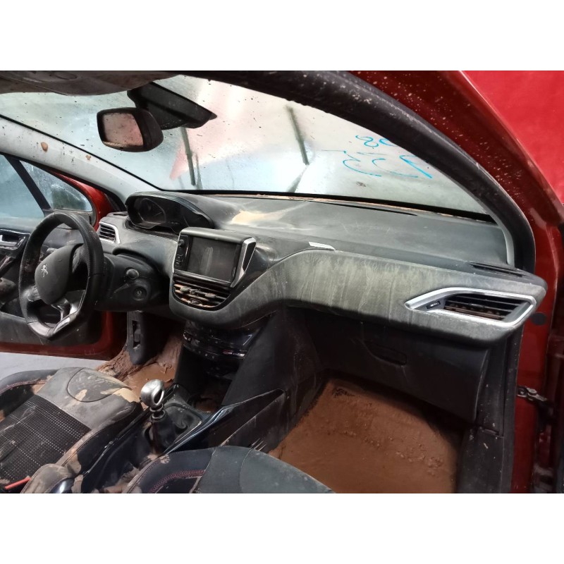 peugeot 2008 (--.2013) del año 2018