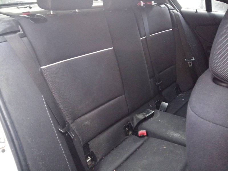 bmw serie 1 berlina (e81/e87) del año 2008