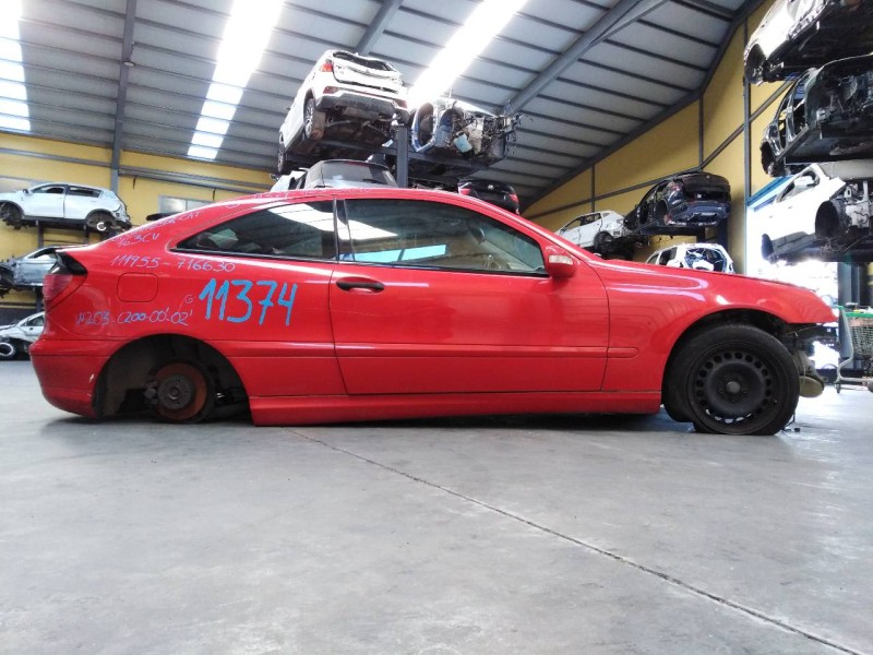 mercedes-benz clase c (w203) sportcoupe del año 2001