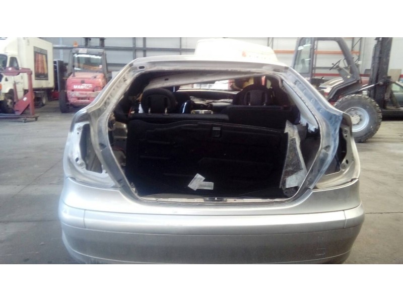 mercedes-benz clase c (w203) berlina del año 2000