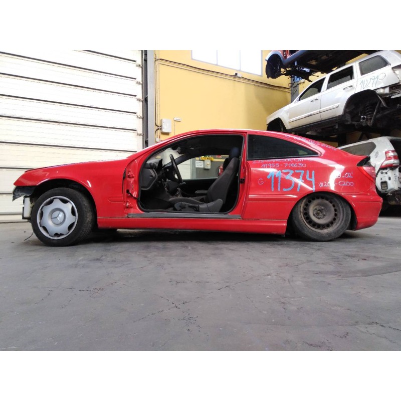 mercedes-benz clase c (w203) sportcoupe del año 2001