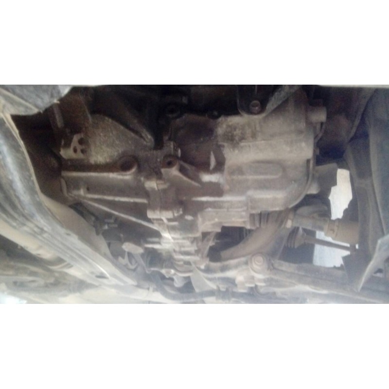 nissan primera berlina (p11) del año 1996