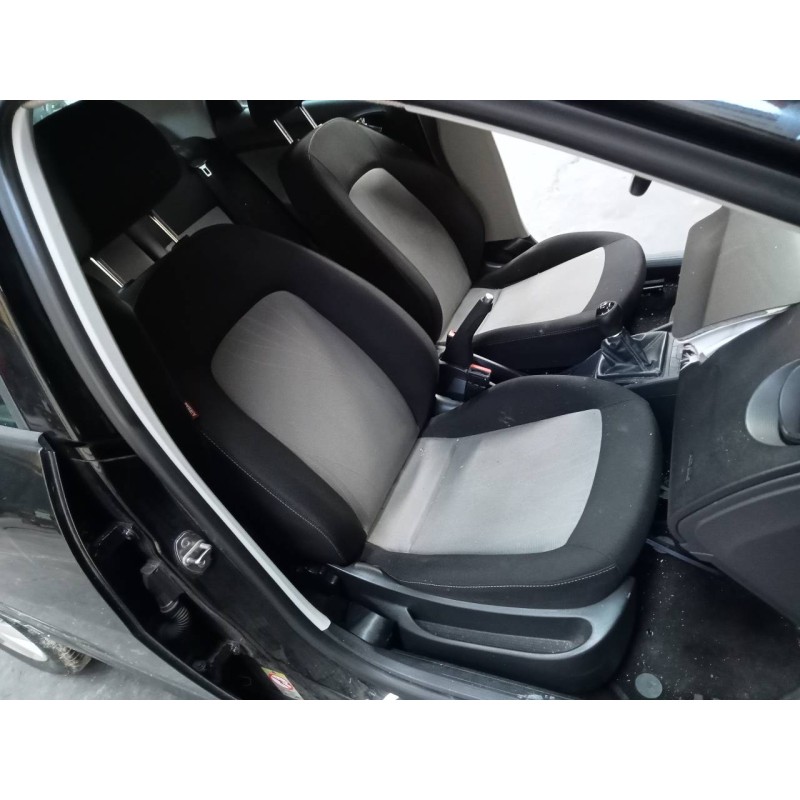 seat ibiza (6j5) del año 2015