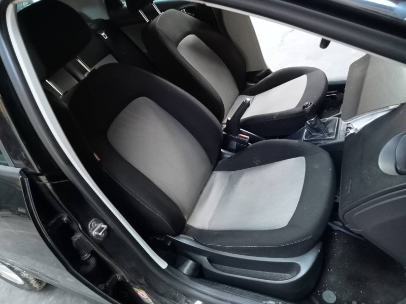 seat ibiza (6j5) del año 2015