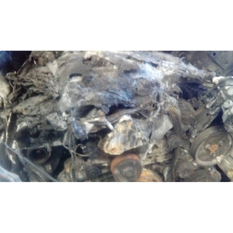 mercedes-benz clase c (w203) berlina del año 2000