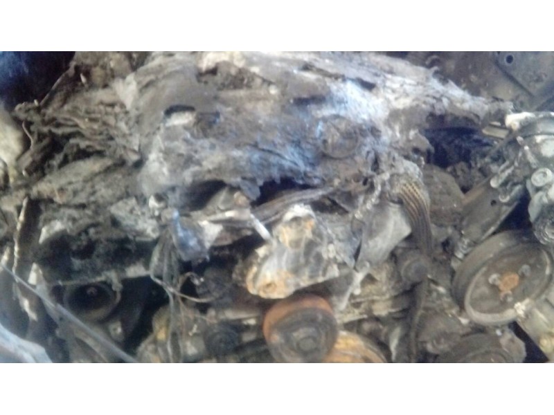 mercedes-benz clase c (w203) berlina del año 2000