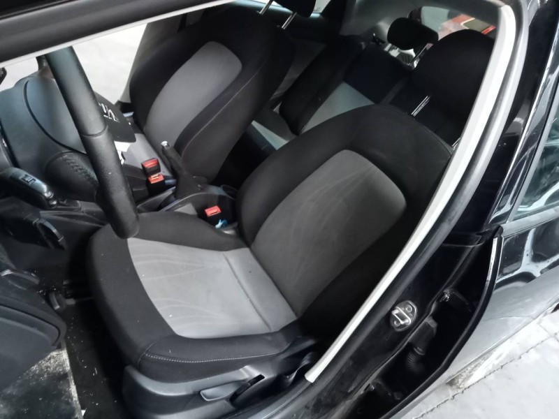 seat ibiza (6j5) del año 2015