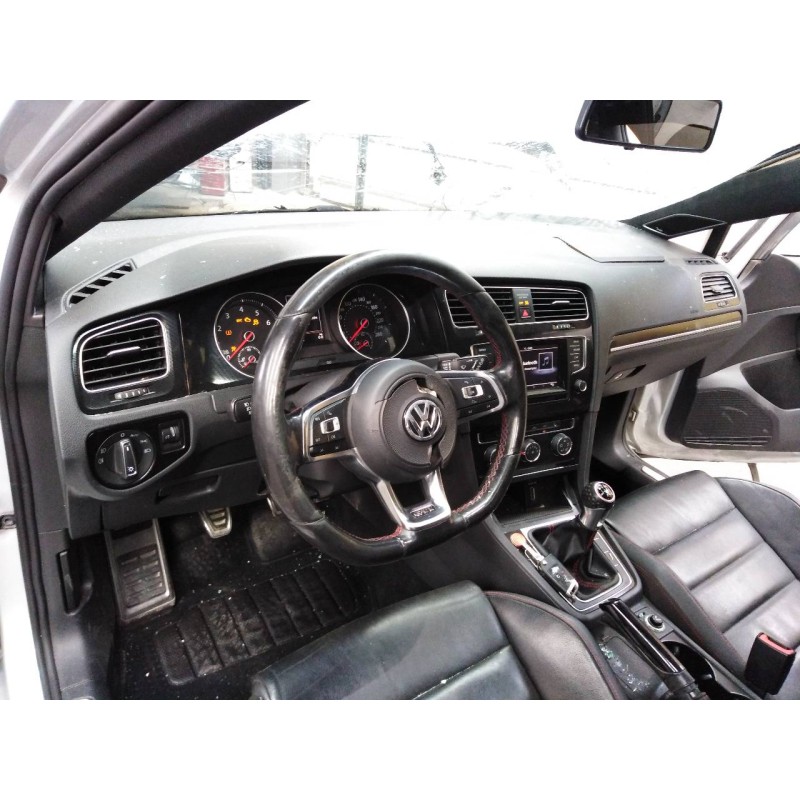 volkswagen golf vii lim. del año 2015