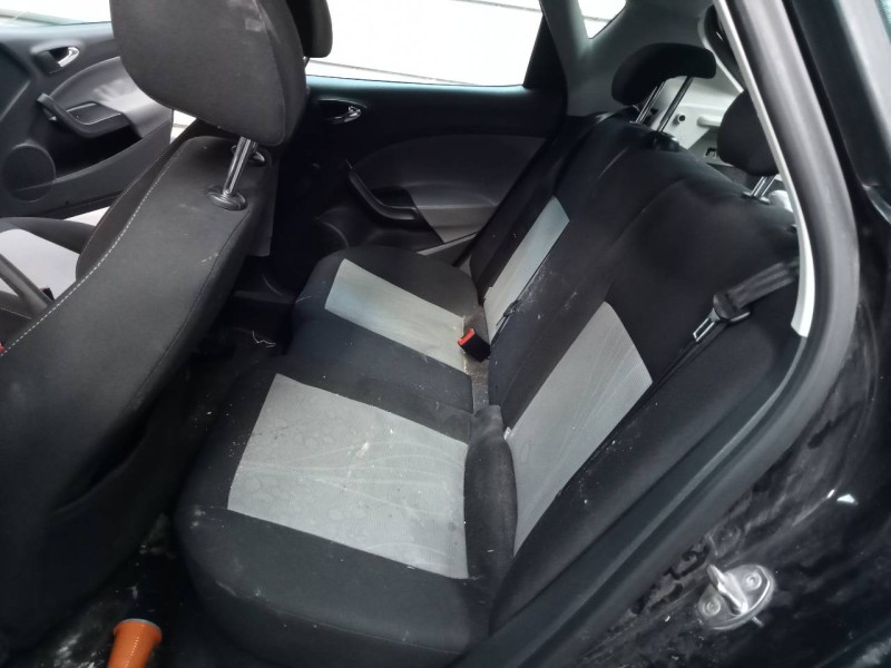 seat ibiza (6j5) del año 2015