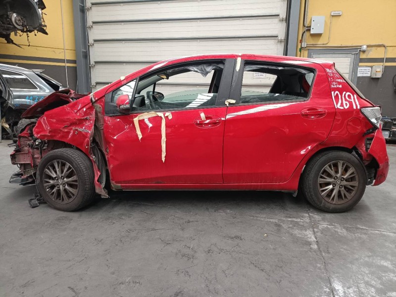 toyota yaris del año 2018