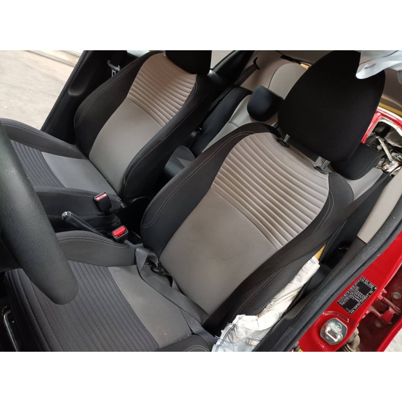 toyota yaris del año 2018