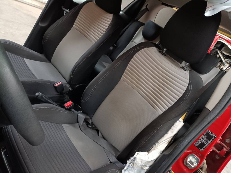 toyota yaris del año 2018